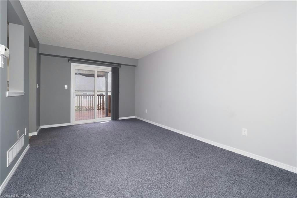 J37-7 Upper Mercer Street, Kitchener, ON, N2A 0B7 - 8