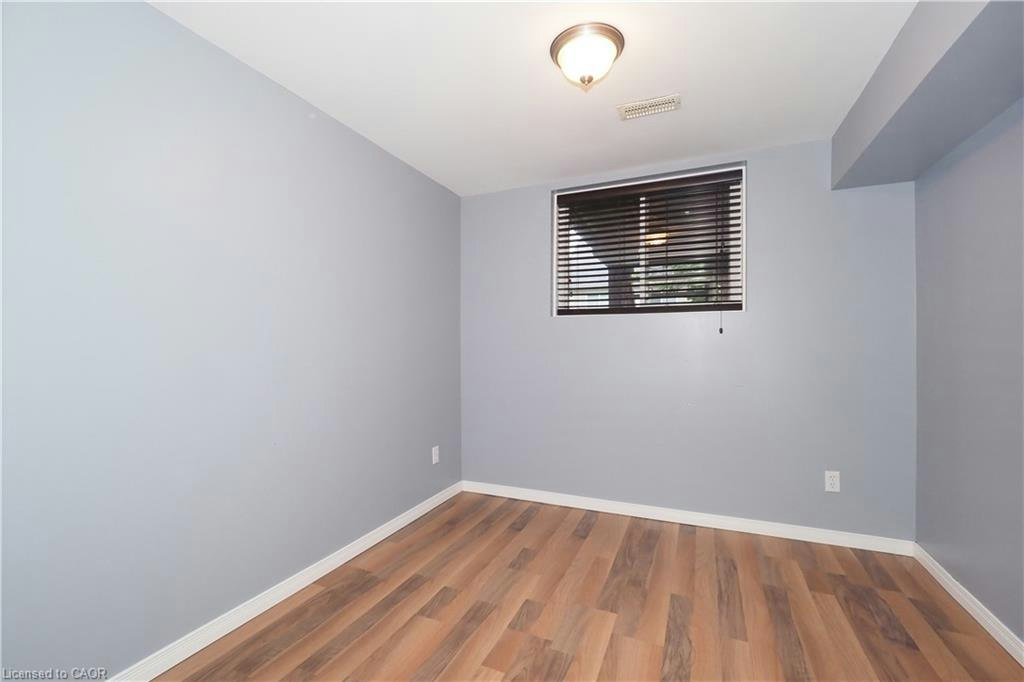 J37-7 Upper Mercer Street, Kitchener, ON, N2A 0B7 - 38