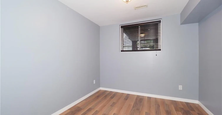 J37-7 Upper Mercer Street, Kitchener, ON, N2A 0B7 - 38