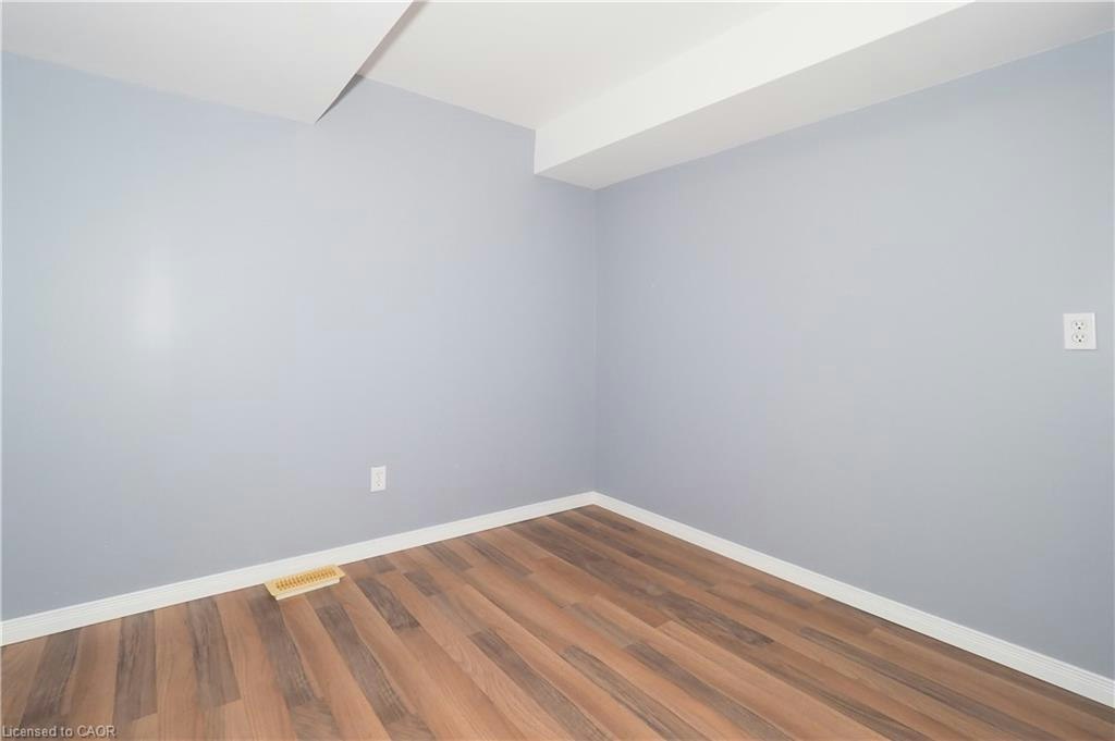 J37-7 Upper Mercer Street, Kitchener, ON, N2A 0B7 - 40