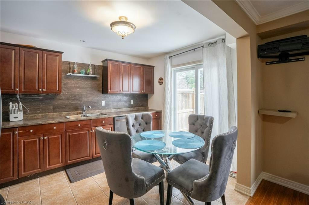 48 South Street N, Thorold, ON, L0S 1K0 - 8