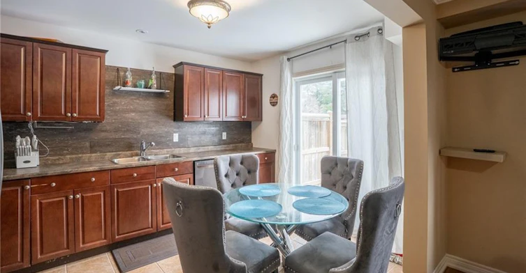 48 South Street N, Thorold, ON, L0S 1K0 - 8
