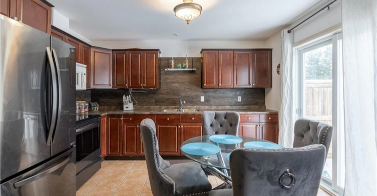 48 South Street N, Thorold, ON, L0S 1K0 - 7