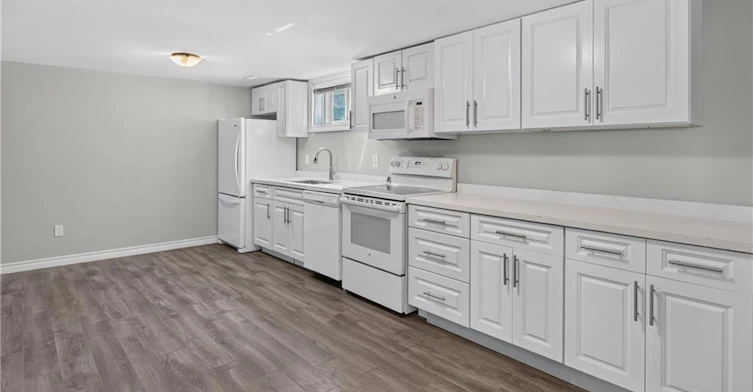 2- LOWER-294 Jones Road, Hamilton, ON, L8E 5L8 - 7