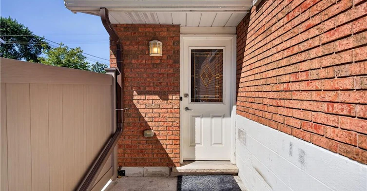2- LOWER-294 Jones Road, Hamilton, ON, L8E 5L8 - 2