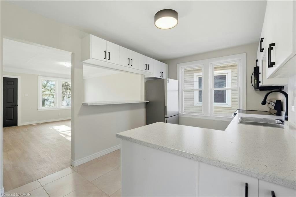 329 Talbot Street, Hamilton, ON, L8H 6T2 - 12