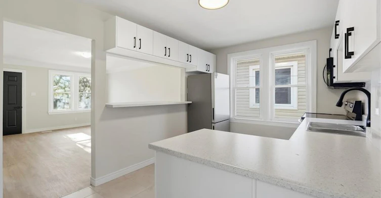 329 Talbot Street, Hamilton, ON, L8H 6T2 - 12