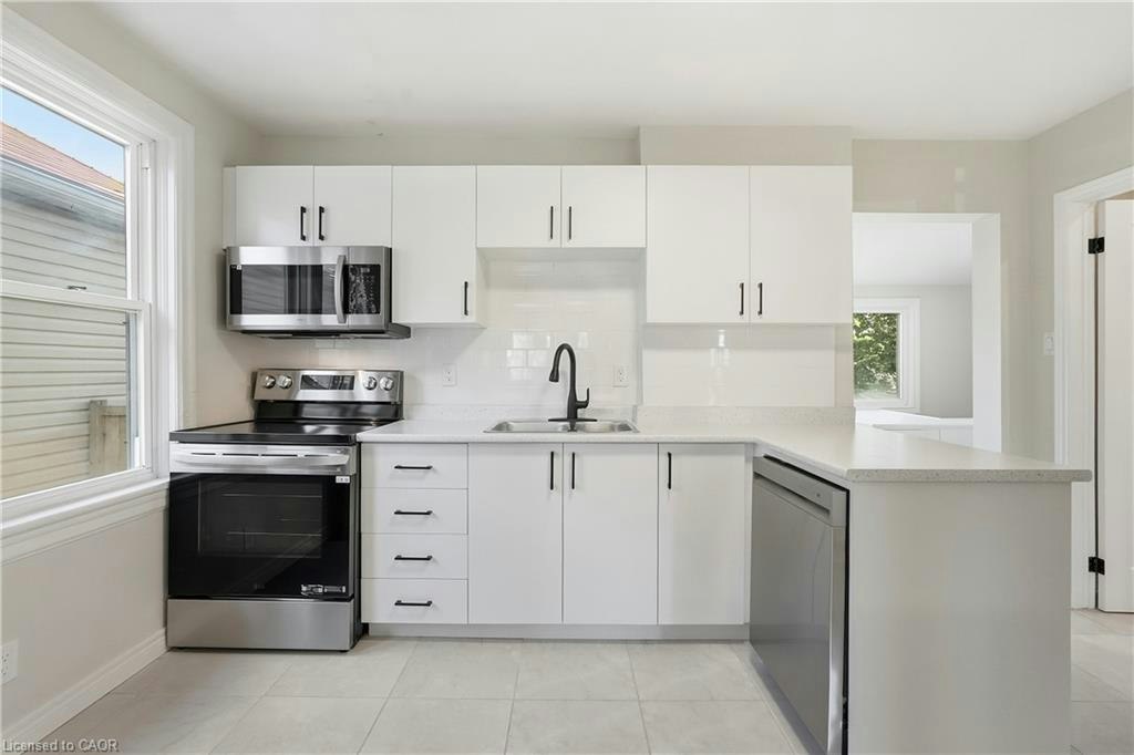 329 Talbot Street, Hamilton, ON, L8H 6T2 - 11