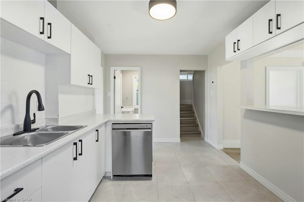 329 Talbot Street, Hamilton, ON, L8H 6T2 - 13