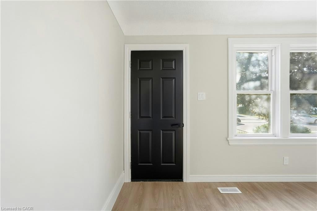 329 Talbot Street, Hamilton, ON, L8H 6T2 - 5