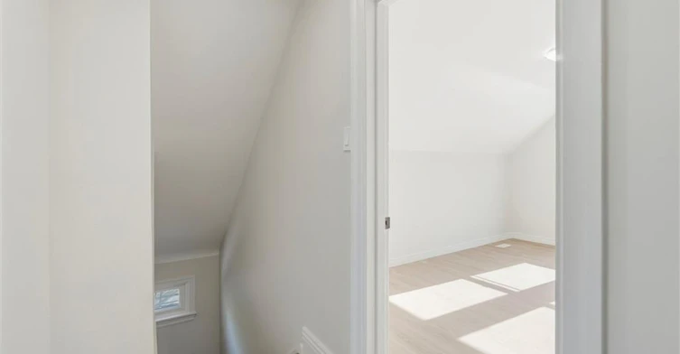 329 Talbot Street, Hamilton, ON, L8H 6T2 - 25