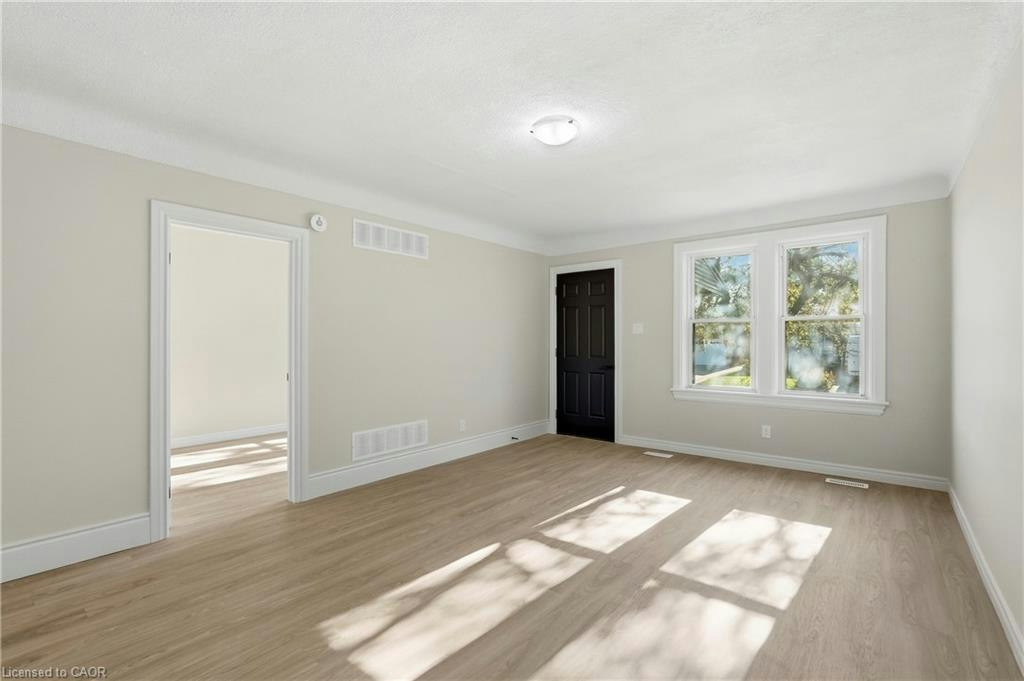329 Talbot Street, Hamilton, ON, L8H 6T2 - 8