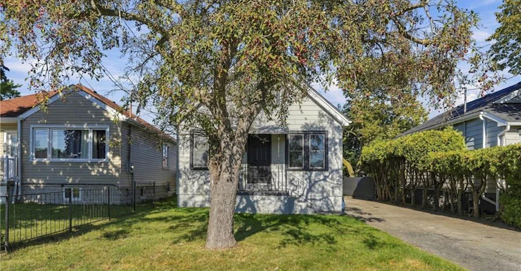 329 Talbot Street, Hamilton, ON, L8H 6T2 - 2
