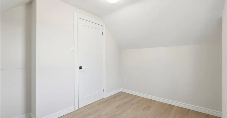 329 Talbot Street, Hamilton, ON, L8H 6T2 - 31