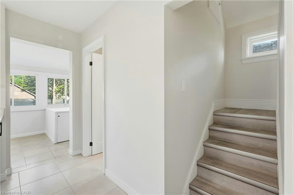 329 Talbot Street, Hamilton, ON, L8H 6T2 - 17