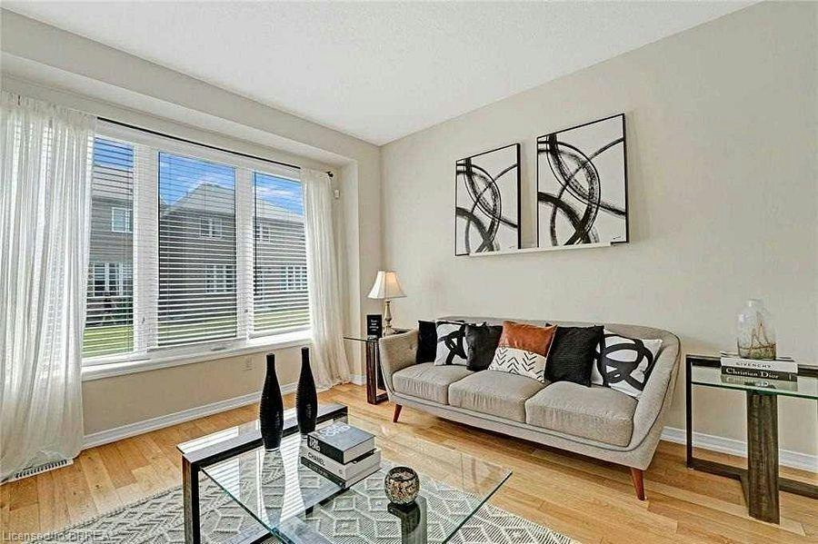 5 Munro Circle, Brantford, ON, N3T 0R1 - 4