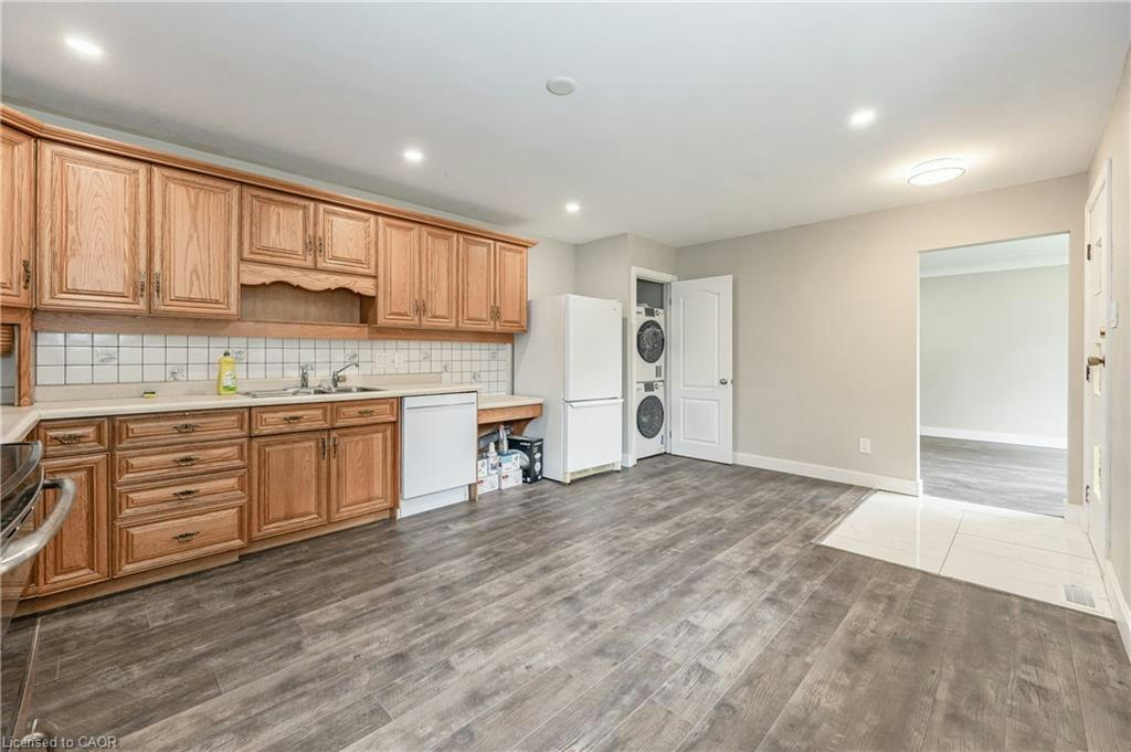 Upper-62 Sandra Avenue, Kitchener, ON, N2M 1Z6 - 8