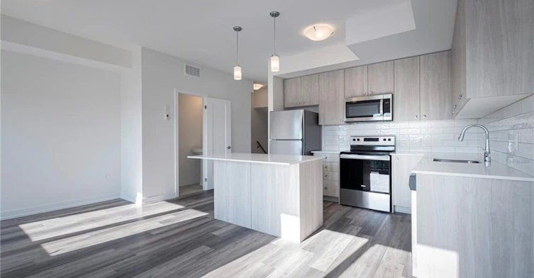B5-10 Palace Street, Kitchener, ON, N2E 0J3 - 2