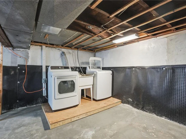 170 Kensington Avenue S, Hamilton, ON, L8M 3H5 - 31