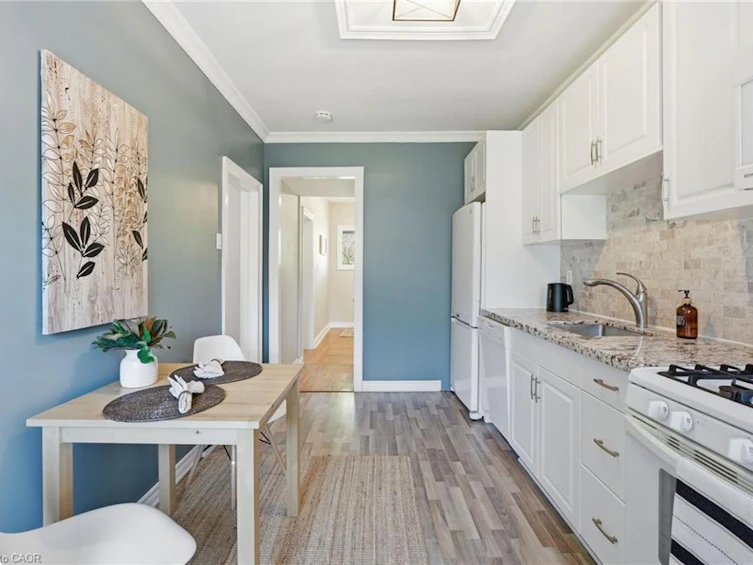 170 Kensington Avenue S, Hamilton, ON, L8M 3H5 - 8
