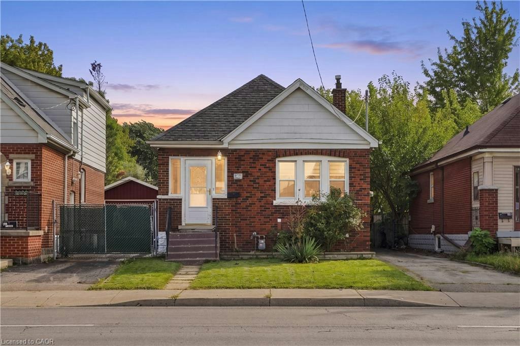 1494 Main Street E, Hamilton, ON, L8K 1E1