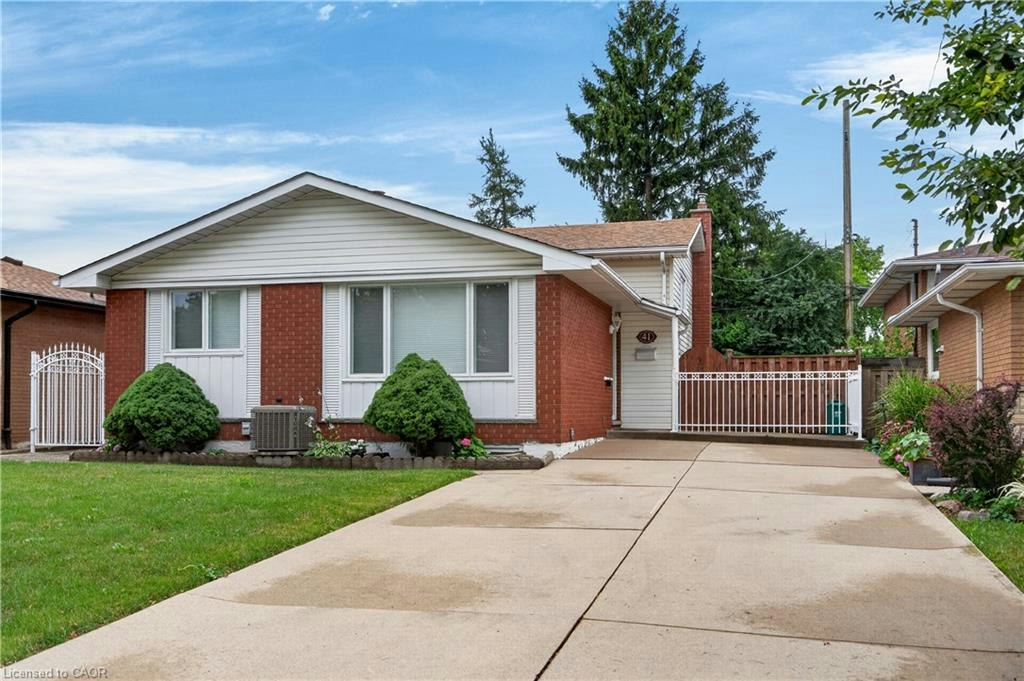 41 Darlington Drive, Hamilton, ON, L9C 2L8