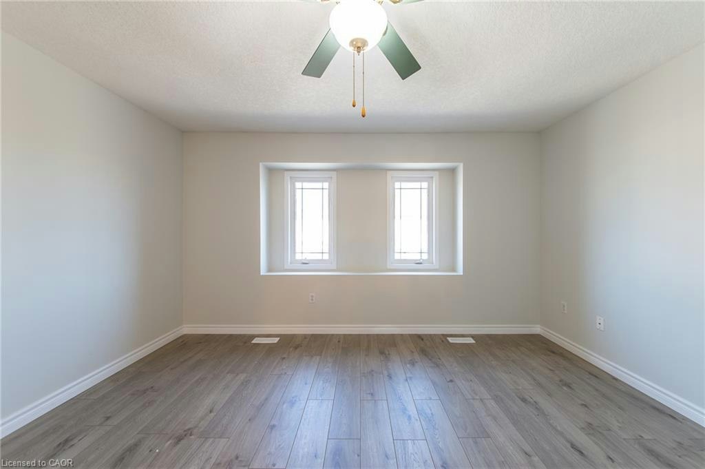J54-619 Wild Ginger Avenue, Waterloo, ON, N2V 2X1 - 14