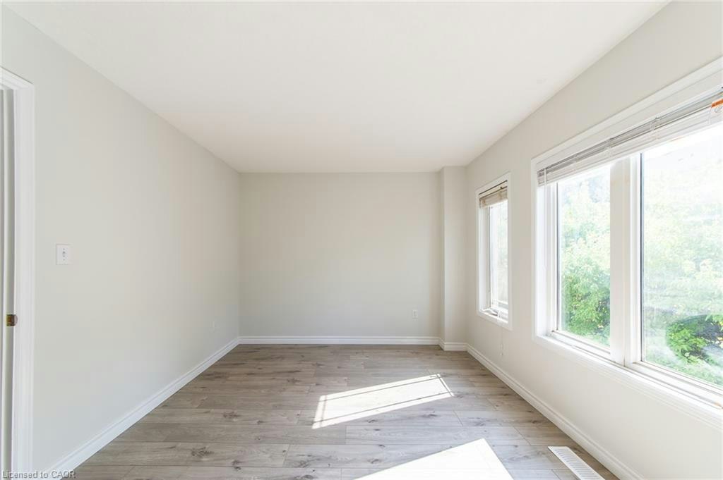 J54-619 Wild Ginger Avenue, Waterloo, ON, N2V 2X1 - 9