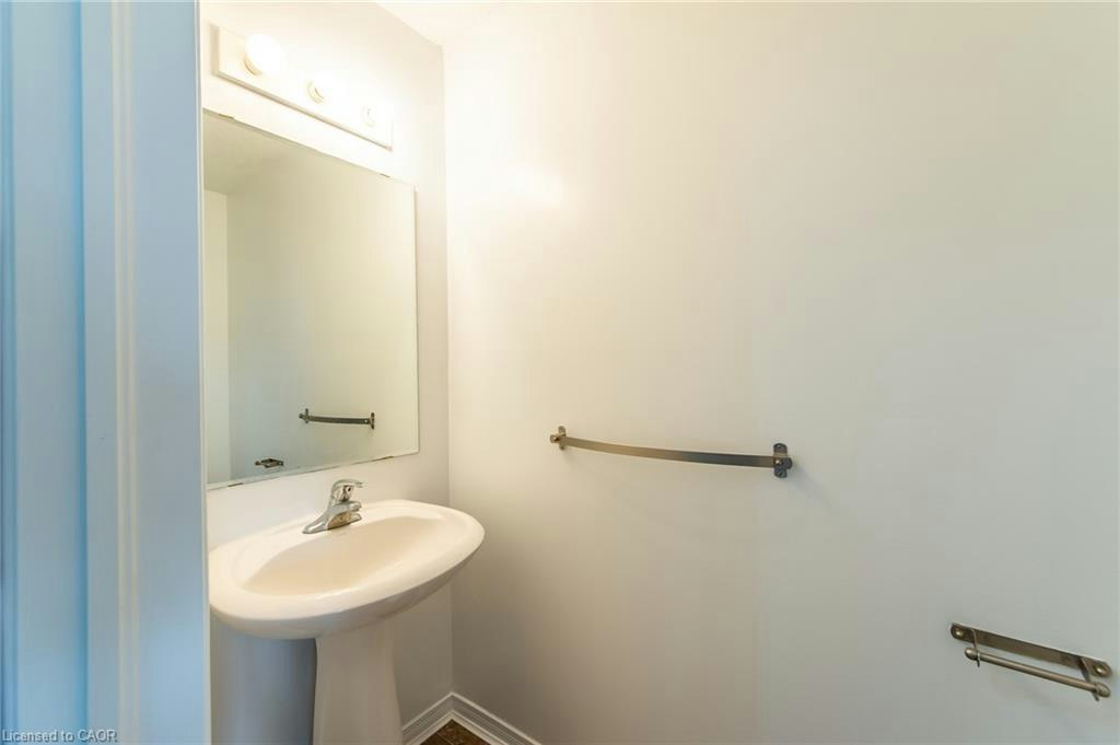 J54-619 Wild Ginger Avenue, Waterloo, ON, N2V 2X1 - 8