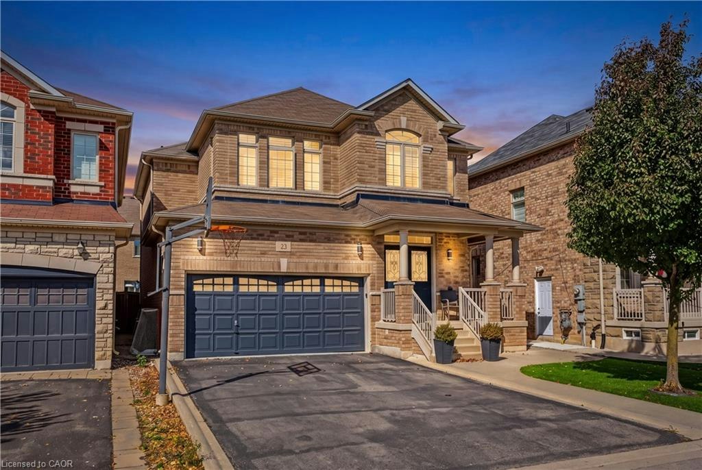 23 Mcknight Avenue, Hamilton, ON, L8B 0R5