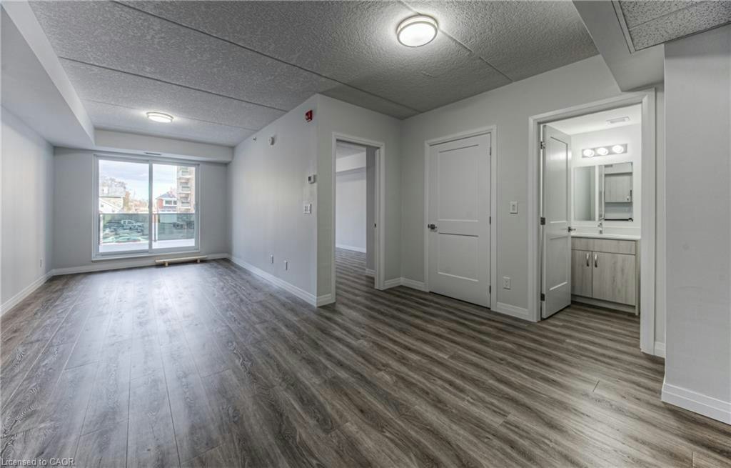 205-30 George Street S, Cambridge, ON, N1S 2M8 - 11