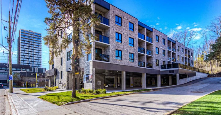 205-30 George Street S, Cambridge, ON, N1S 2M8