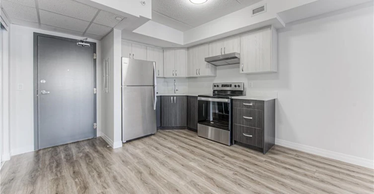 205-30 George Street S, Cambridge, ON, N1S 2M8 - 8