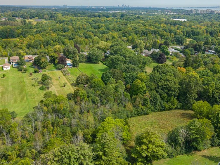 1412 Old York Road, Burlington, ON, L7P 4Z5 - 14