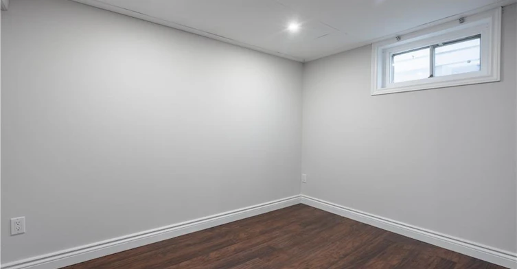 Basement-101 Ivon Avenue, Hamilton, ON, L8H 5S5 - 9