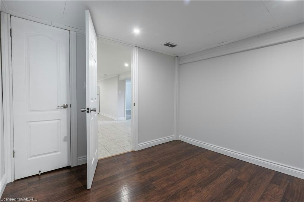 Basement-101 Ivon Avenue, Hamilton, ON, L8H 5S5 - 11