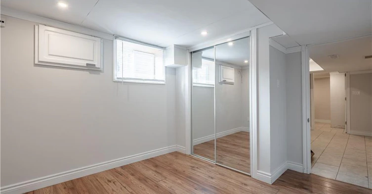 Basement-101 Ivon Avenue, Hamilton, ON, L8H 5S5 - 8