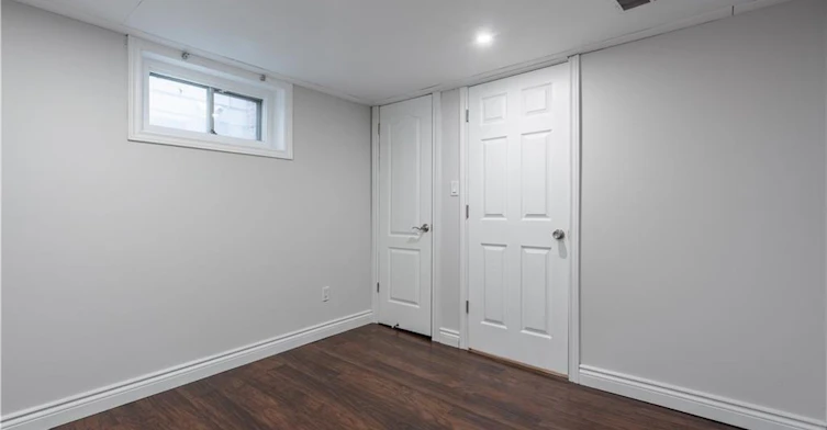 Basement-101 Ivon Avenue, Hamilton, ON, L8H 5S5 - 10