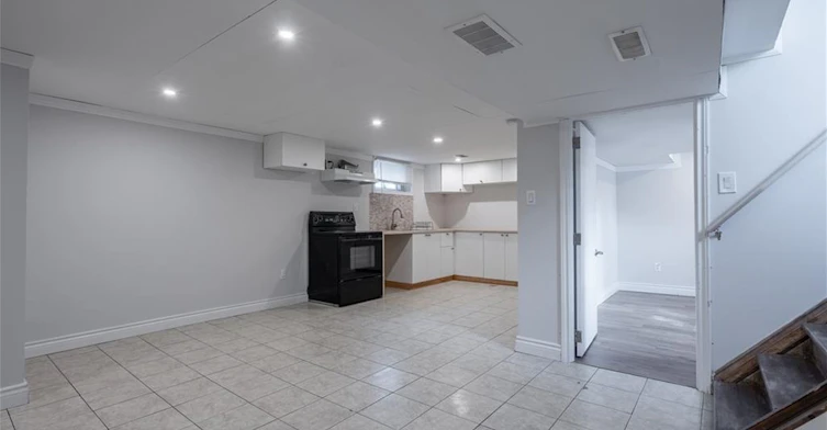 Basement-101 Ivon Avenue, Hamilton, ON, L8H 5S5 - 2