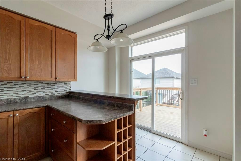 684 Commonwealth Crescent, Kitchener, ON, N2E 4J8 - 9