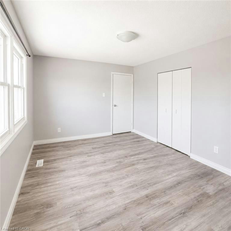 3-513 Quiet Place, Waterloo, ON, N2L 5L6 - 8