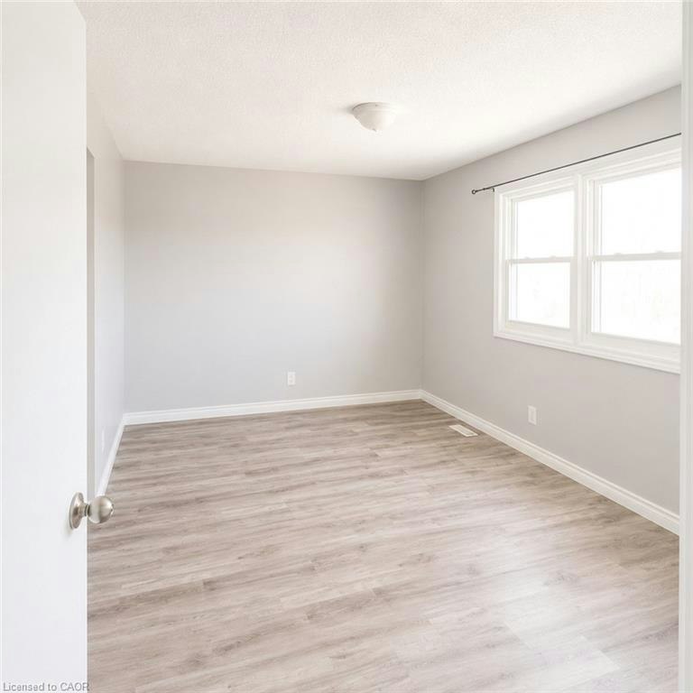 3-513 Quiet Place, Waterloo, ON, N2L 5L6 - 12