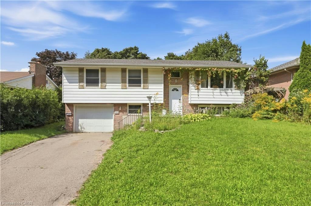 122 Greenbrier Drive, Waterloo, ON, N2L 4B5