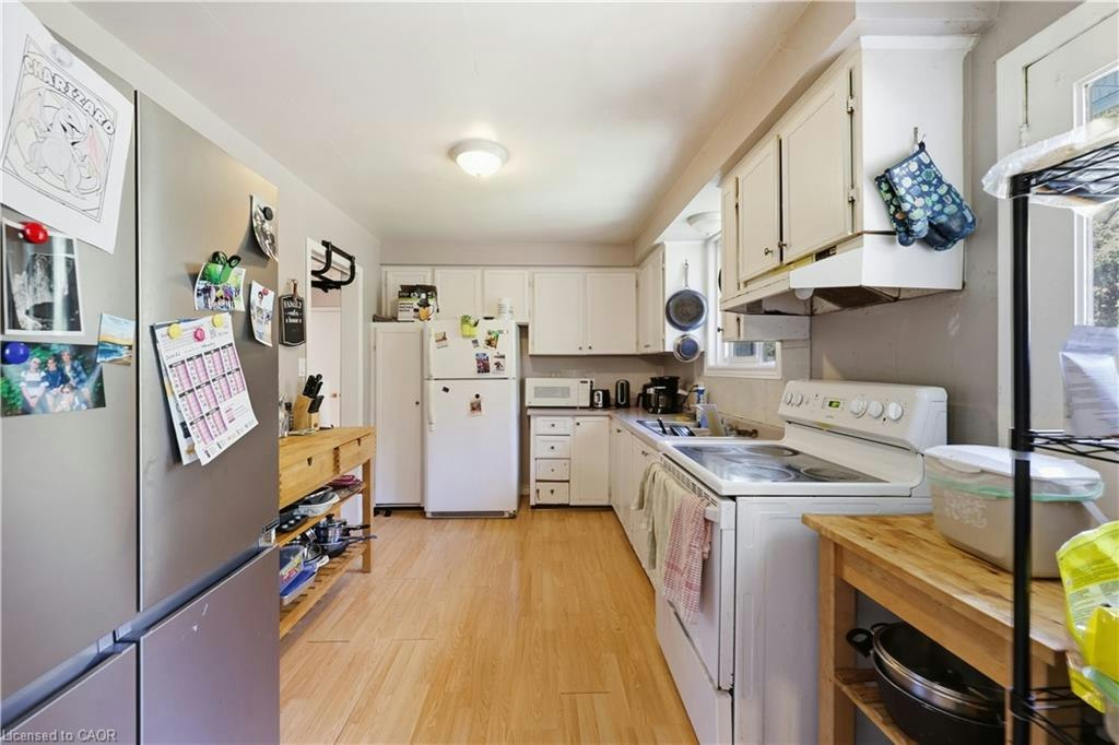 122 Greenbrier Drive, Waterloo, ON, N2L 4B5 - 11