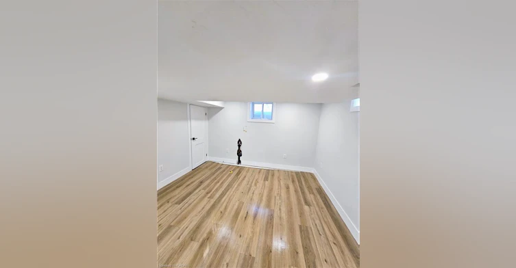 Basement-47 Eastvale Place, Hamilton, ON, L8H 1N9 - 9