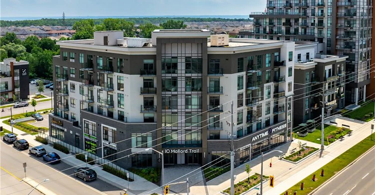 526-10 Mallard Trail, Hamilton, ON, L8B 2A7