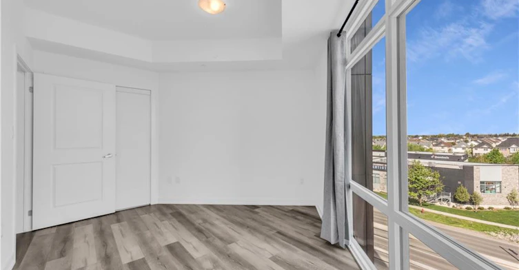 526-10 Mallard Trail, Hamilton, ON, L8B 2A7 - 12