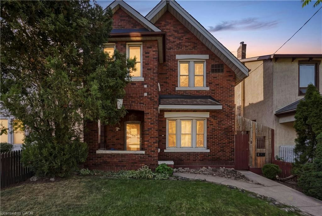 84 West Avenue S, Hamilton, ON, L8N 2S3