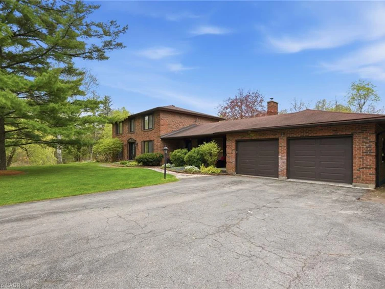 3918 Maddaugh Road, Puslinch, ON, N0B 2J0 - 2
