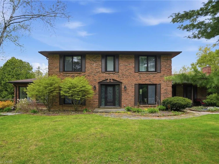 3918 Maddaugh Road, Puslinch, ON, N0B 2J0